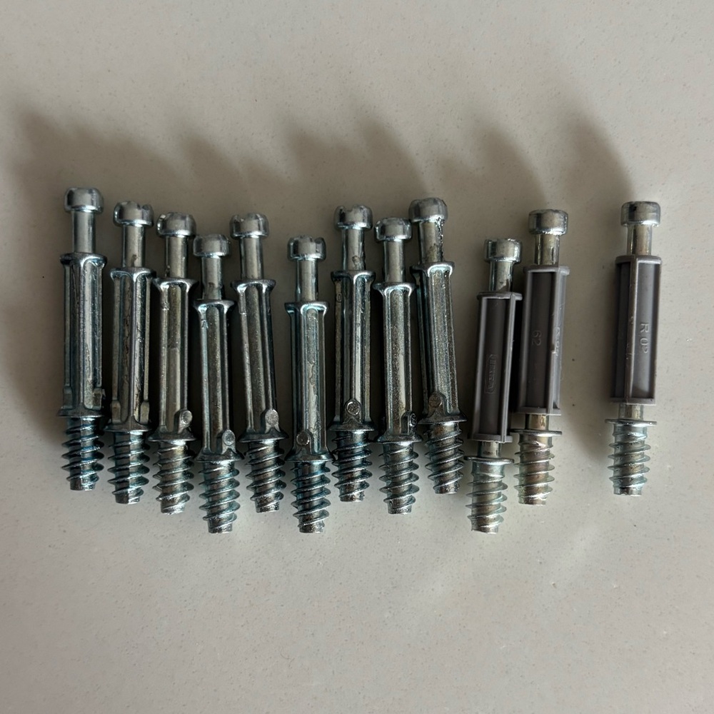 IKEA Screws Cam Lock Screw Bolts Fasteners HEMNES 112996  x3 & 114613 x9 MALM